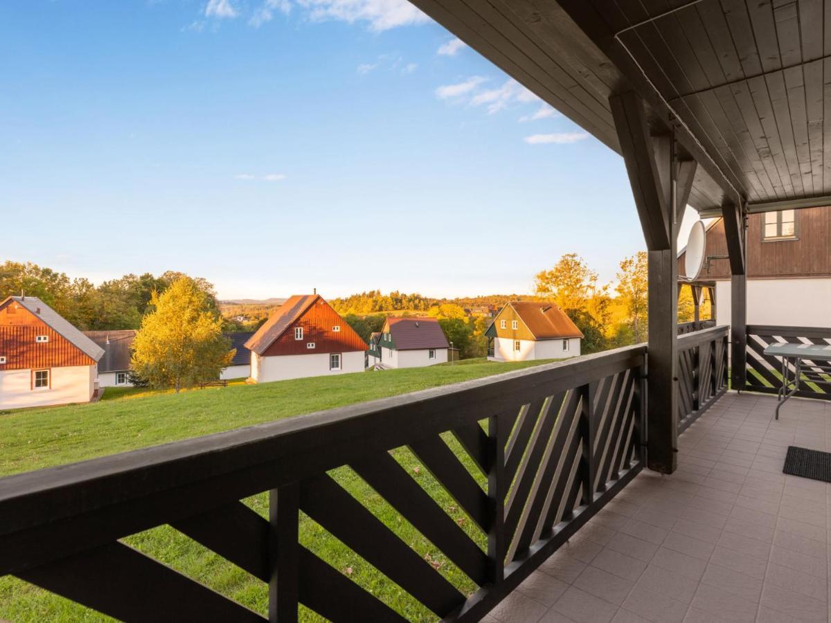 Holiday Home Holiday Hill 51 By Interhome Cista  Экстерьер фото