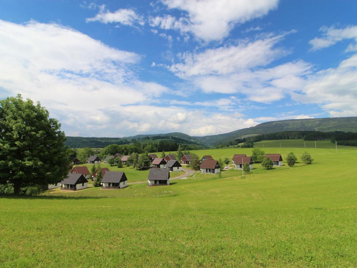 Holiday Home Holiday Hill 51 By Interhome Cista  Экстерьер фото
